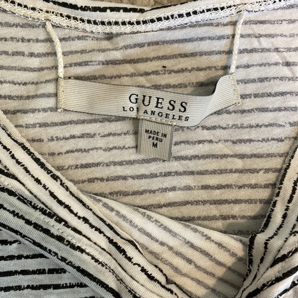 Guess High Low Top - image 4